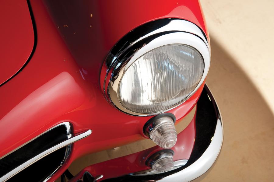 Детали экстерьера Mercedes-Benz 300 SL 1955 года  (фото 168 из 233)